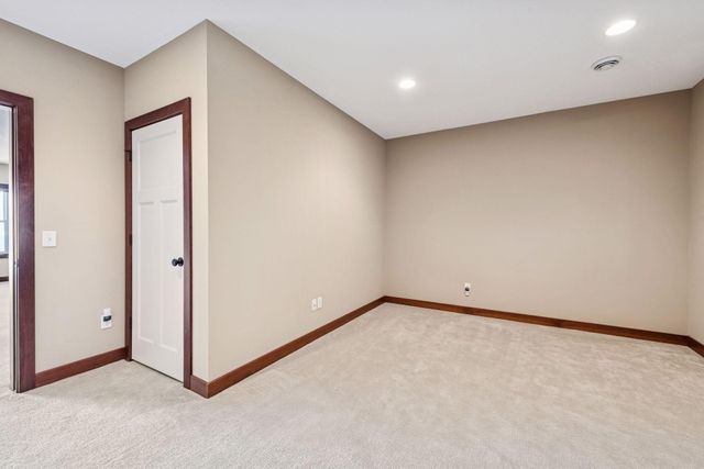 3776 Talero Curve, Chaska, MN 55318