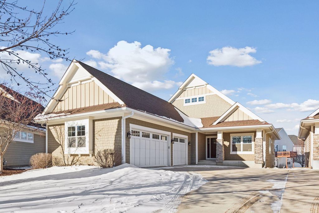 3776 Talero Curve, Chaska, MN 55318