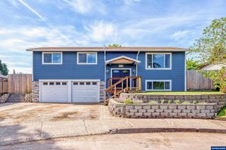 818 Chehalis Pl N Pl, Keizer, OR 97303