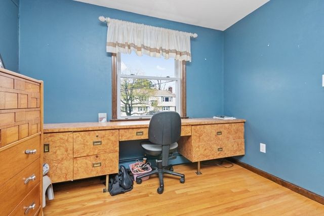 176 Mallard Way, Waltham, MA 02452