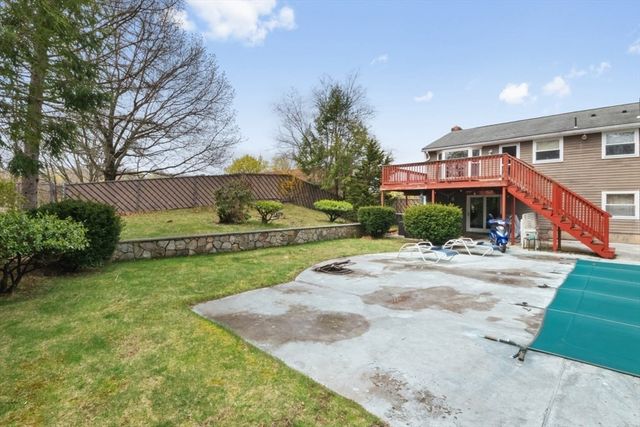 176 Mallard Way, Waltham, MA 02452