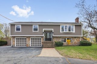 176 Mallard Way, Waltham, MA 02452