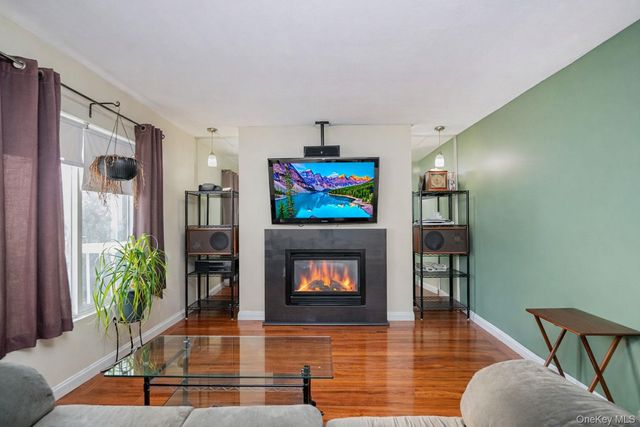 109 Indale Avenue, Staten Island, NY 10309