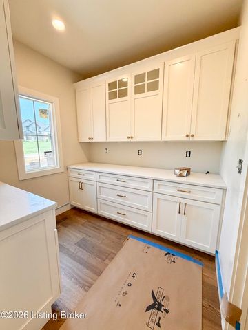 7208 Sunset Ln, Crestwood, KY 40014