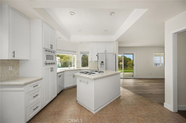 5779 E Hudson Bay, Anaheim, CA 92807
