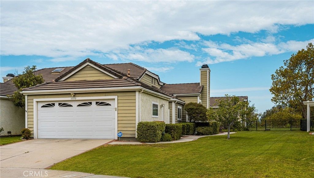 5779 E Hudson Bay, Anaheim, CA 92807