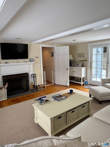 84 Waterside Lane APT 3, Clinton, CT 06413