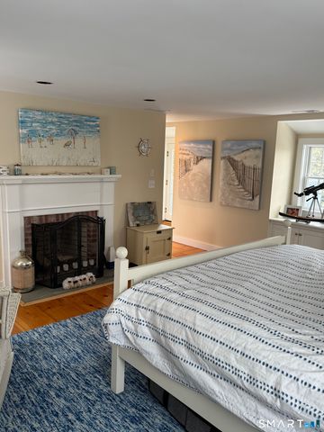 84 Waterside Lane APT 3, Clinton, CT 06413