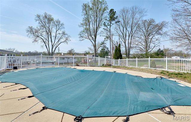 10515 Copperfield Drive, Affton, MO 63123