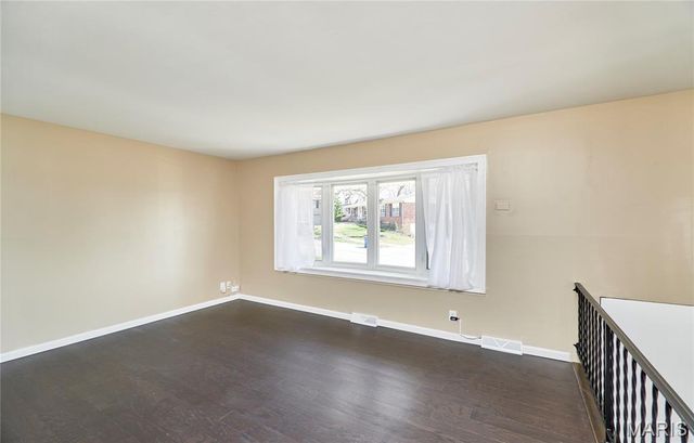 10515 Copperfield Drive, Affton, MO 63123