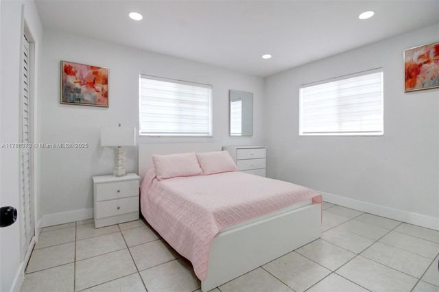 7600 W 15th Ave, Hialeah, FL 33014