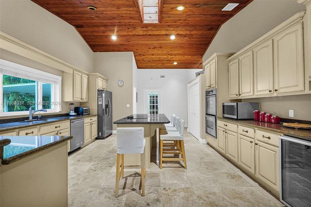 5021 SW 168th Avenue, Southwest Ranches, FL 33331