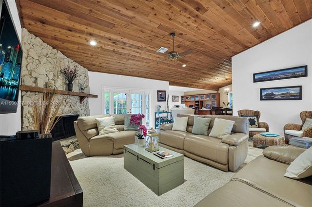 5021 SW 168th Avenue, Southwest Ranches, FL 33331