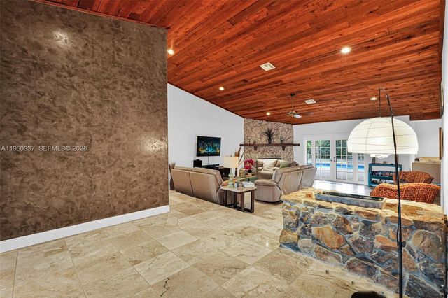 5021 SW 168th Avenue, Southwest Ranches, FL 33331