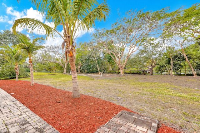 5021 SW 168th Avenue, Southwest Ranches, FL 33331