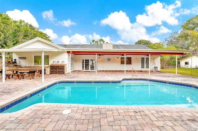 5021 SW 168th Avenue, Southwest Ranches, FL 33331