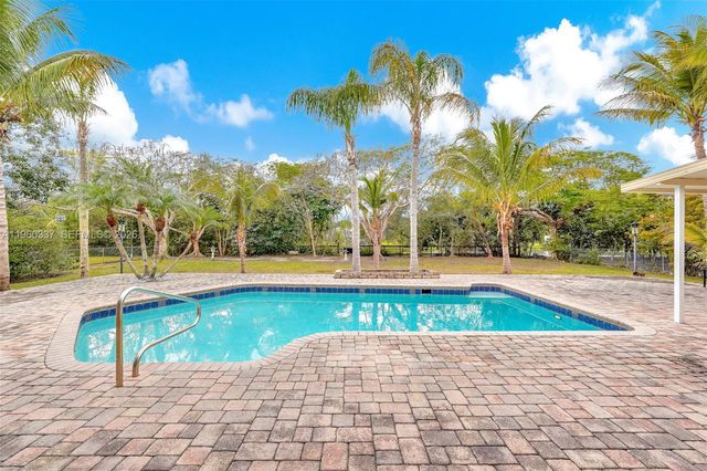 5021 SW 168th Avenue, Southwest Ranches, FL 33331