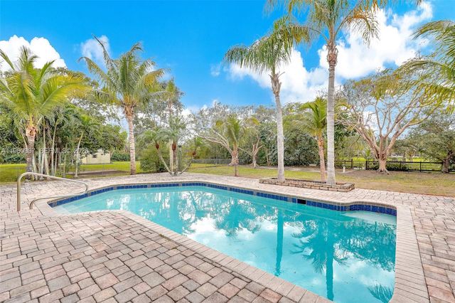 5021 SW 168th Avenue, Southwest Ranches, FL 33331