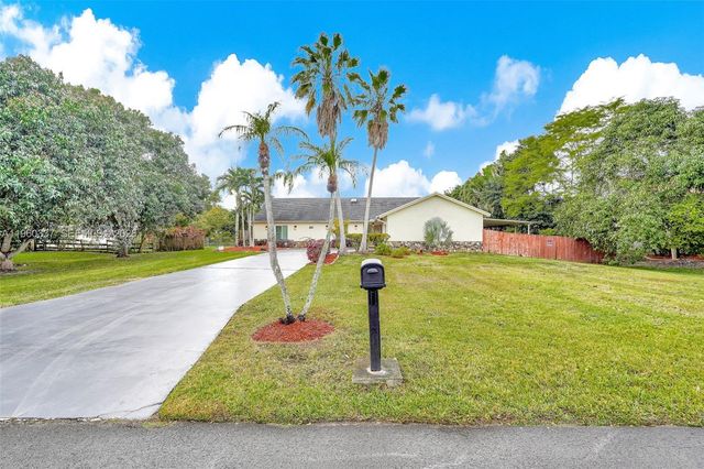 5021 SW 168th Avenue, Southwest Ranches, FL 33331