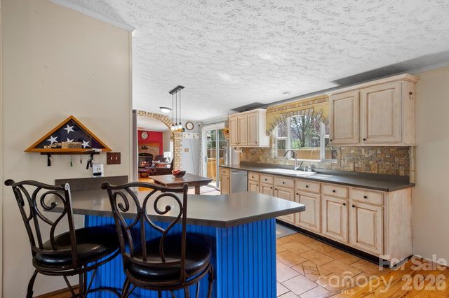 18 Henry White Lane 5, Leicester, NC 28748
