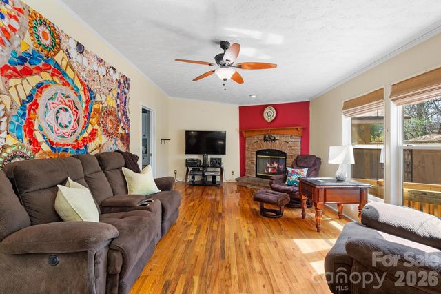 18 Henry White Lane 5, Leicester, NC 28748