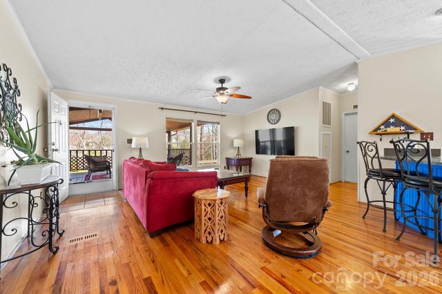18 Henry White Lane 5, Leicester, NC 28748