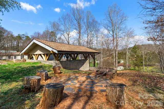 18 Henry White Lane 5, Leicester, NC 28748
