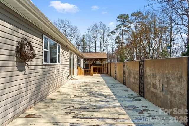 18 Henry White Lane 5, Leicester, NC 28748