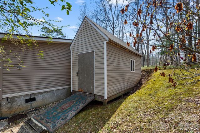 18 Henry White Lane 5, Leicester, NC 28748