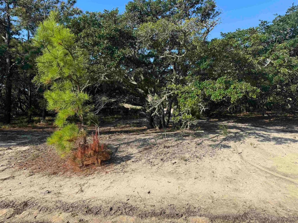 Image 1 of property listing at 2018 Ridge Road Lot 43, Corolla, NC 27927