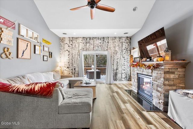 949 Hudson Avenue, Stillwater, NY 12170