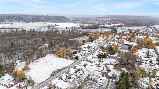 949 Hudson Avenue, Stillwater, NY 12170