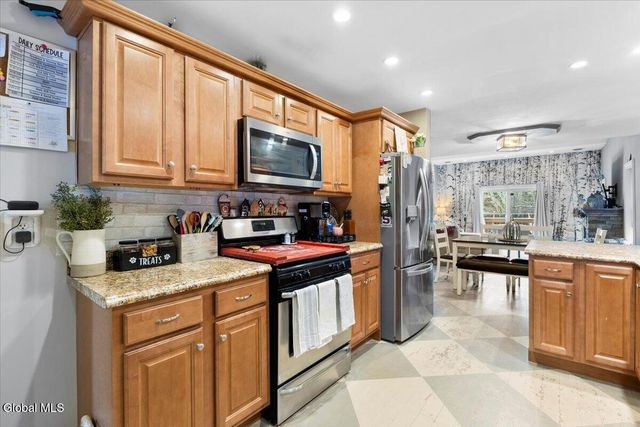 949 Hudson Avenue, Stillwater, NY 12170