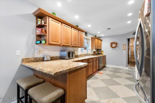 949 Hudson Avenue, Stillwater, NY 12170