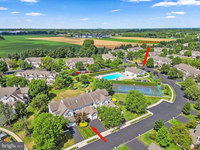 71 PALMER DR, Moorestown, NJ 08057