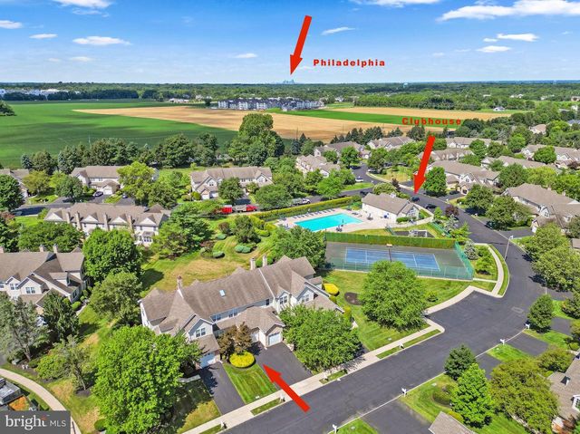 71 PALMER DR, Moorestown, NJ 08057