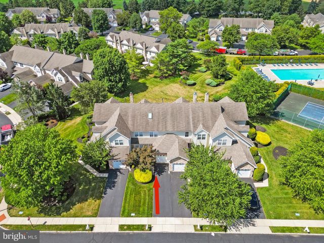 71 PALMER DR, Moorestown, NJ 08057