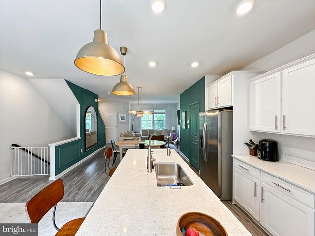 4319 MEDFIELD AVE, Baltimore, MD 21211