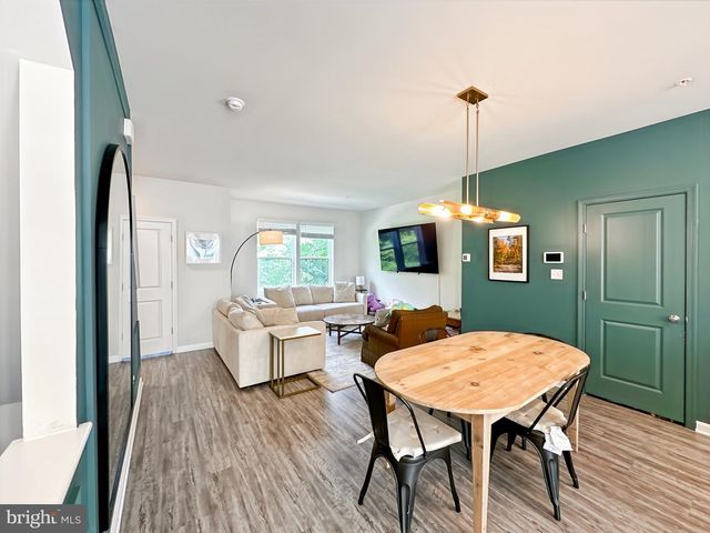 4319 MEDFIELD AVE, Baltimore, MD 21211