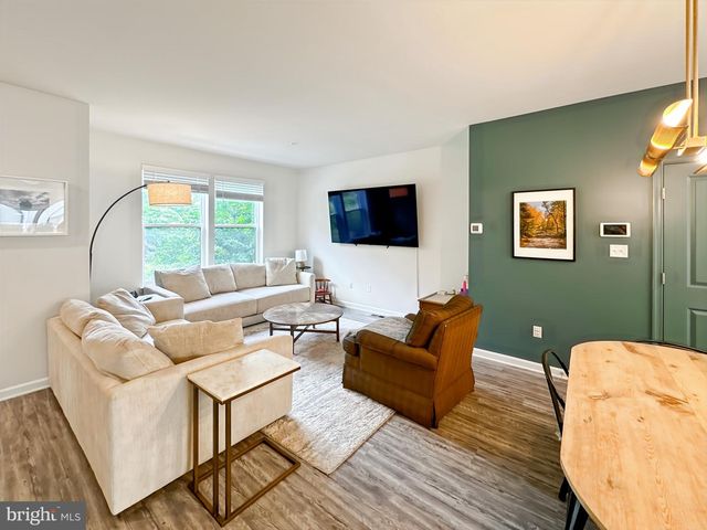 4319 MEDFIELD AVE, Baltimore, MD 21211