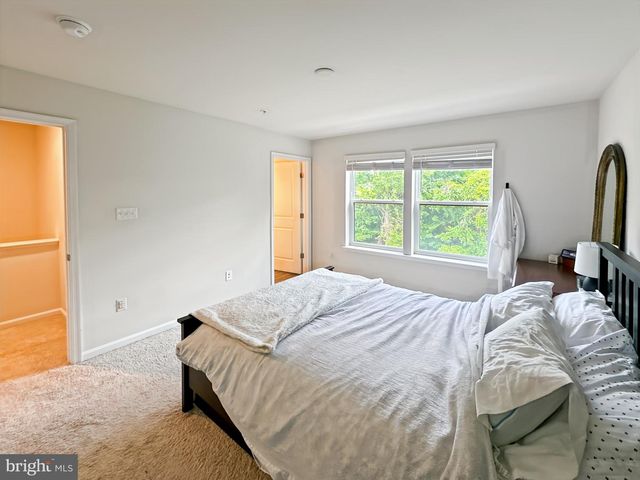4319 MEDFIELD AVE, Baltimore, MD 21211