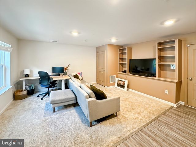 4319 MEDFIELD AVE, Baltimore, MD 21211