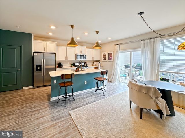 4319 MEDFIELD AVE, Baltimore, MD 21211