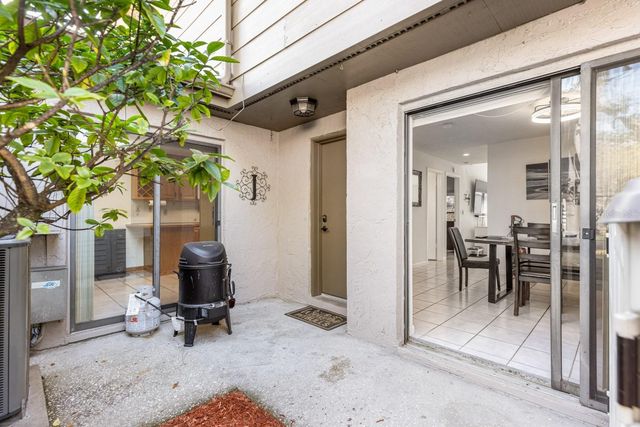 452 MEADOWOOD BOULEVARD, Fern Park, FL 32730