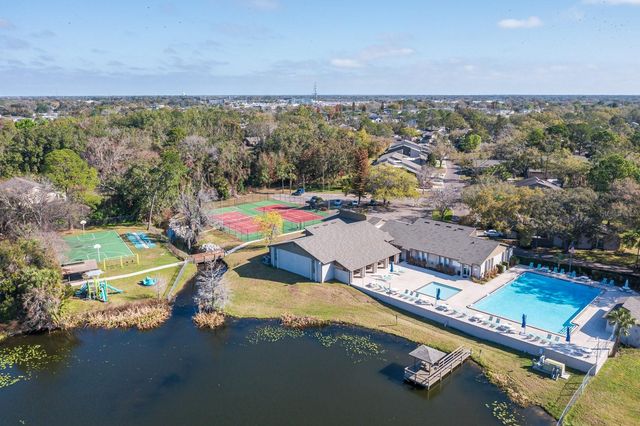 452 MEADOWOOD BOULEVARD, Fern Park, FL 32730