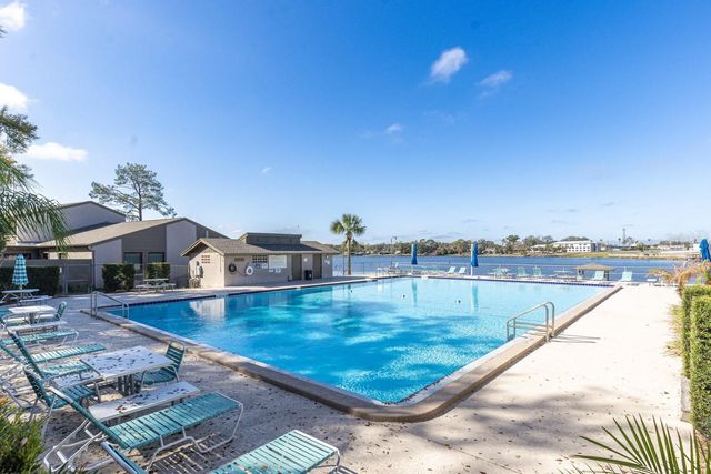 452 MEADOWOOD BOULEVARD, Fern Park, FL 32730