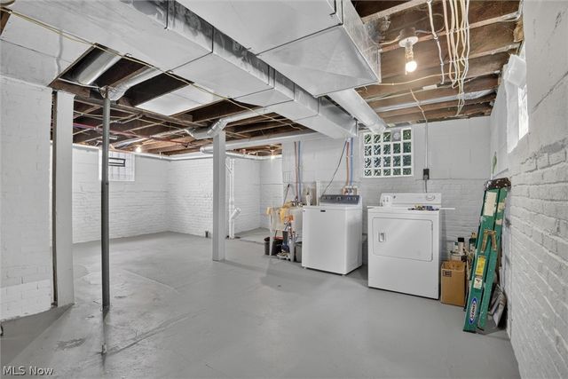 405 Silver Street, Akron, OH 44303