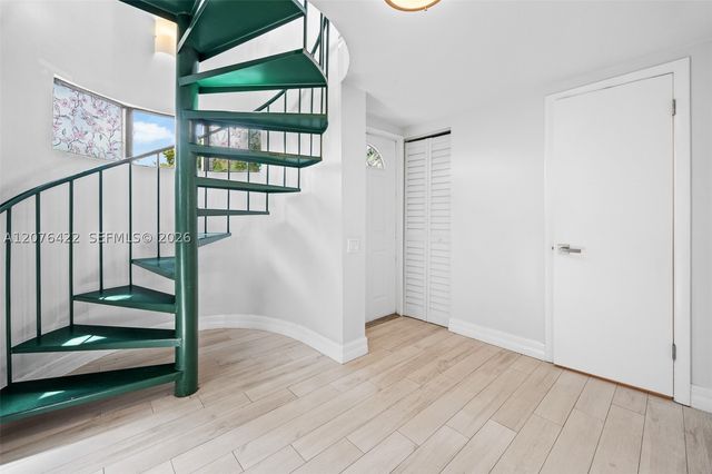 7140 SW 111th Ct -, Miami, FL 33173