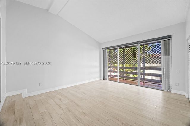 7140 SW 111th Ct -, Miami, FL 33173
