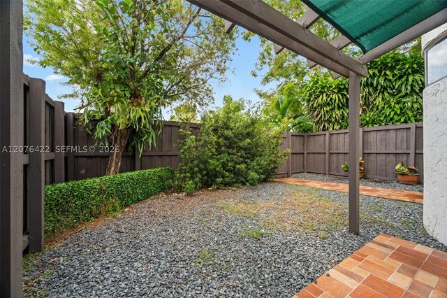 7140 SW 111th Ct -, Miami, FL 33173